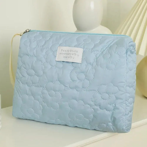 Embroidery Large-Capacity Cosmetic Bag Waterproof Portable Storage Bag - Sally Makeup Accessories