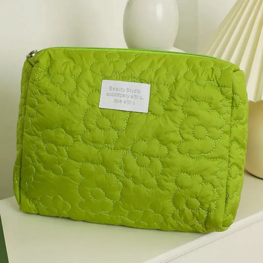 Embroidery Large-Capacity Cosmetic Bag Waterproof Portable Storage Bag - Sally Makeup Accessories 