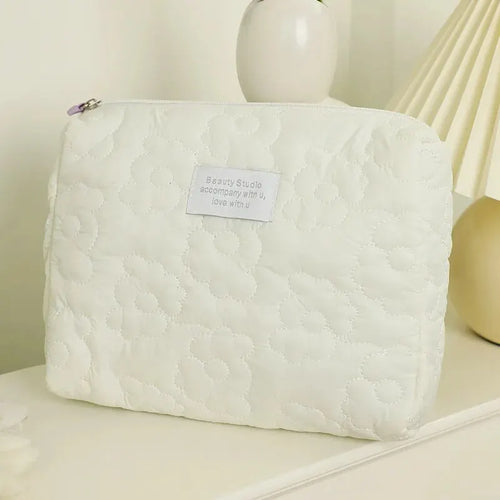 Embroidery Large-Capacity Cosmetic Bag Waterproof Portable Storage Bag - Sally Makeup Accessories 
