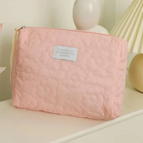 Embroidery Large-Capacity Cosmetic Bag Waterproof Portable Storage Bag - Sally Makeup Accessories 